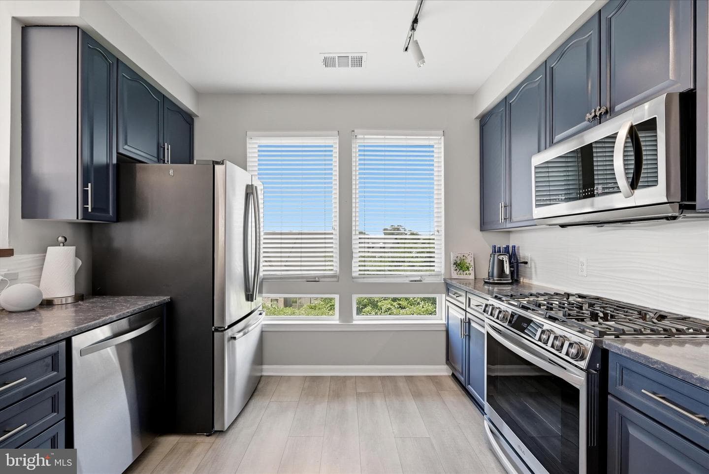 801 S Greenbrier Street #306 photo 27