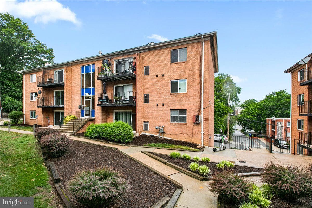 3408 25th Street S #8, Arlington