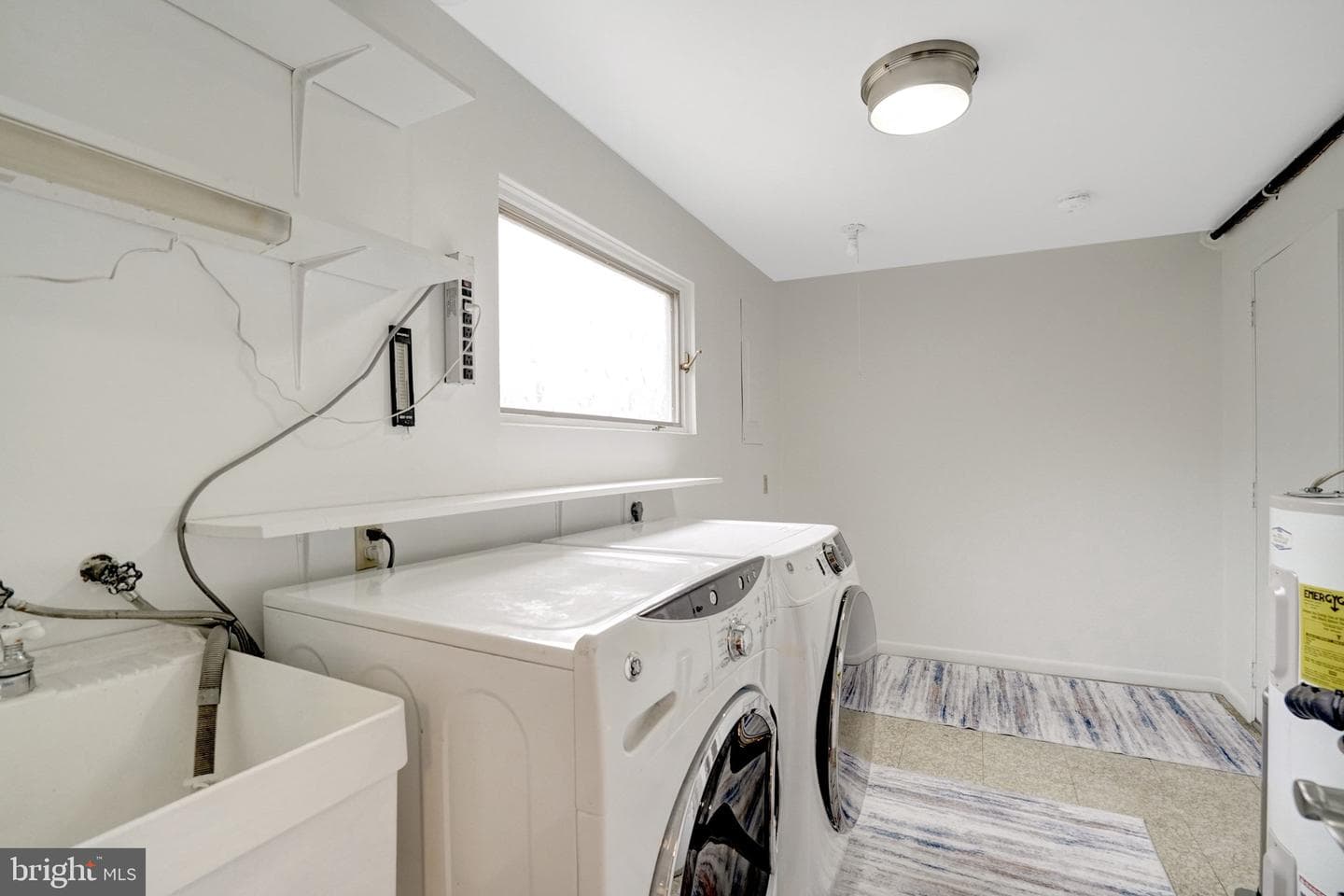 1111 N Rockingham Street photo 27