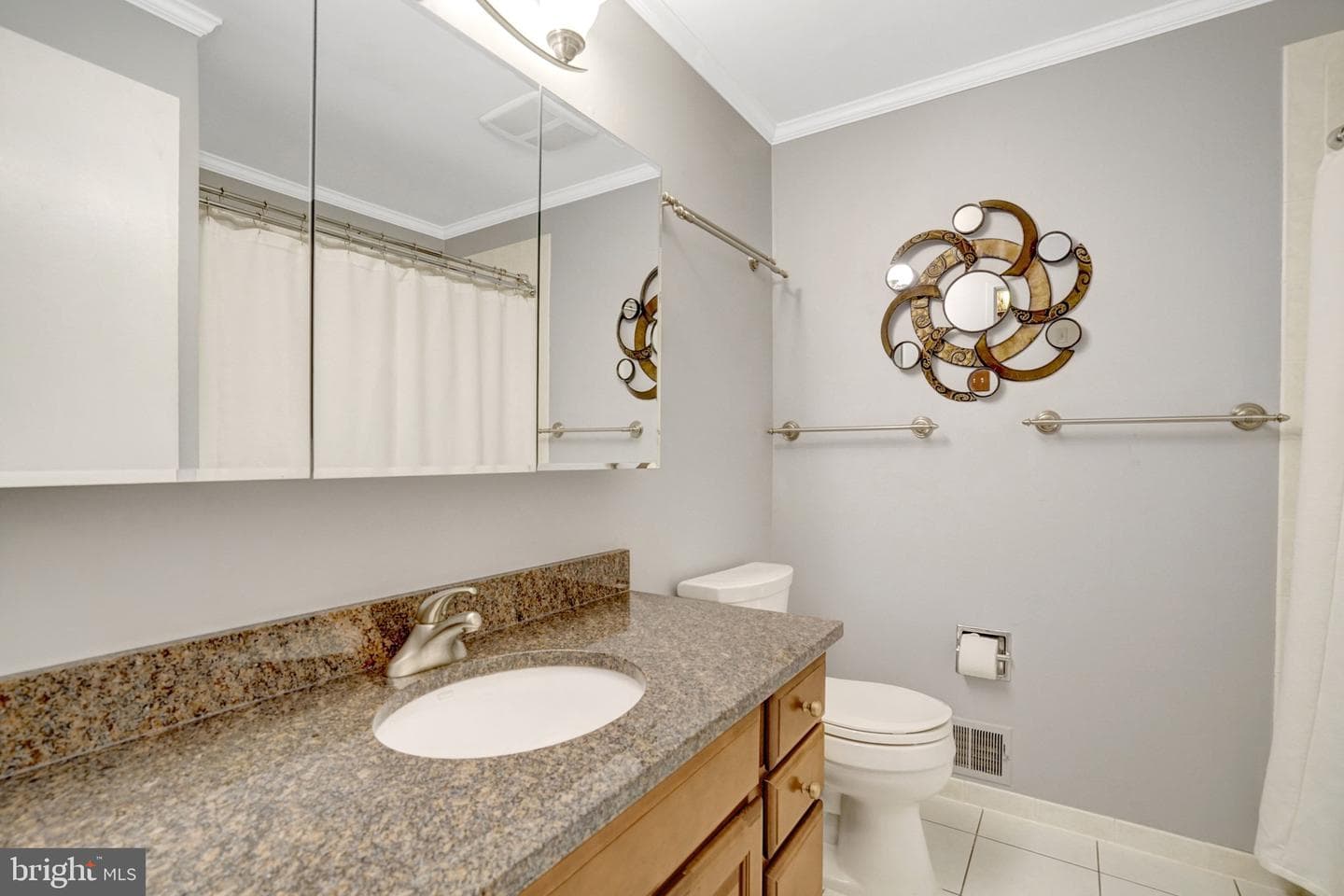 1111 N Rockingham Street photo 35