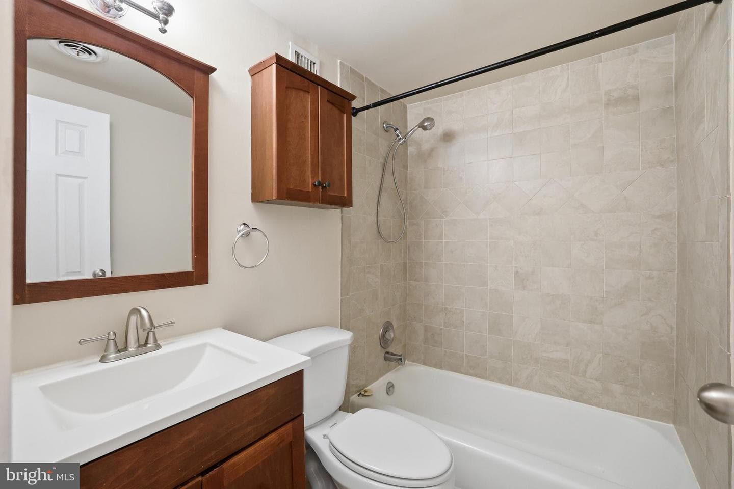 1931 N Cleveland Street #606 photo 14