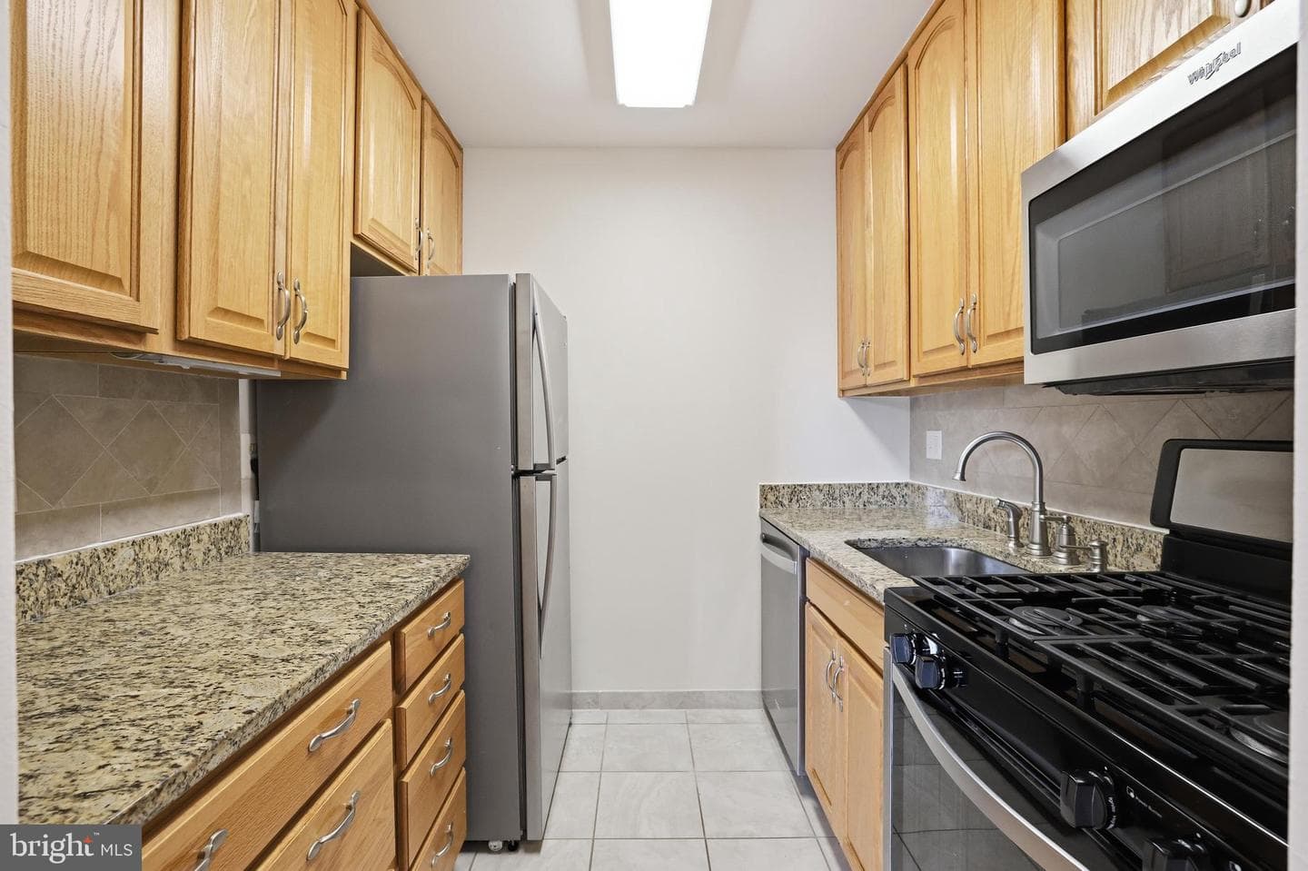 1931 N Cleveland Street #606 photo 7