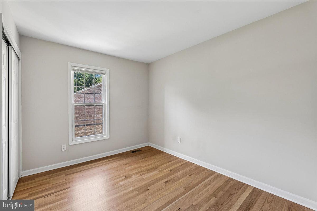 432 N Park Drive photo 31