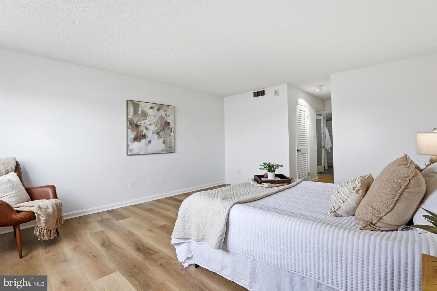 1101 S Arlington Ridge Road #710 photo 18