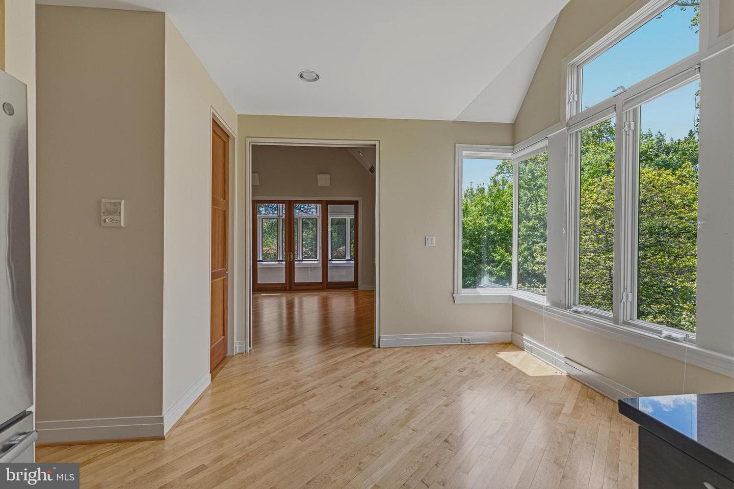3190 N Woodrow Street photo 13