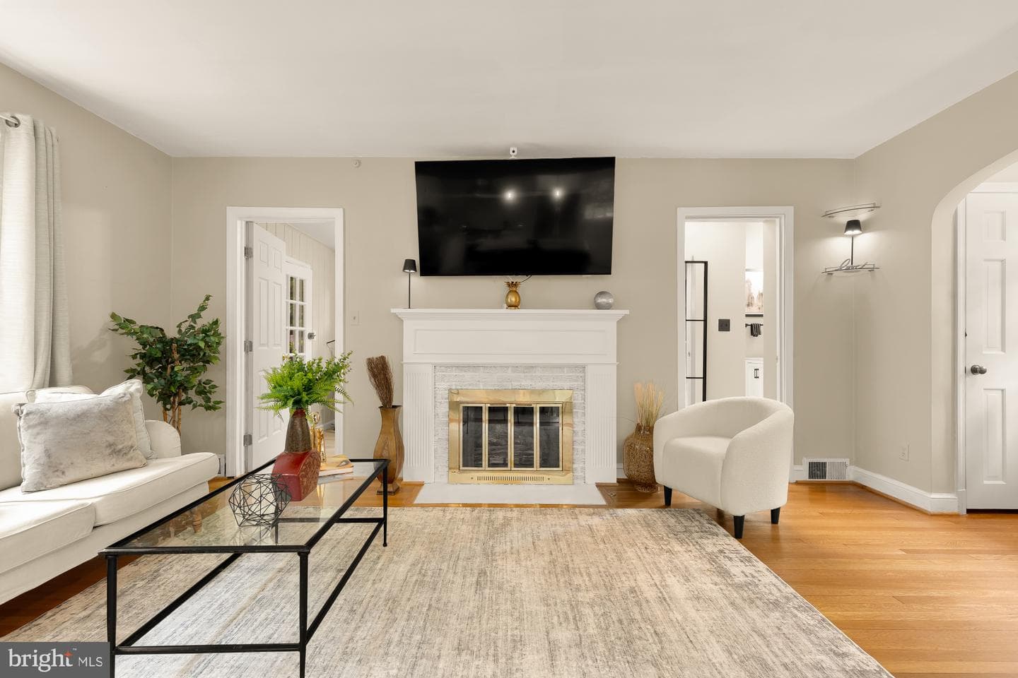1407 N Inglewood Street photo 11