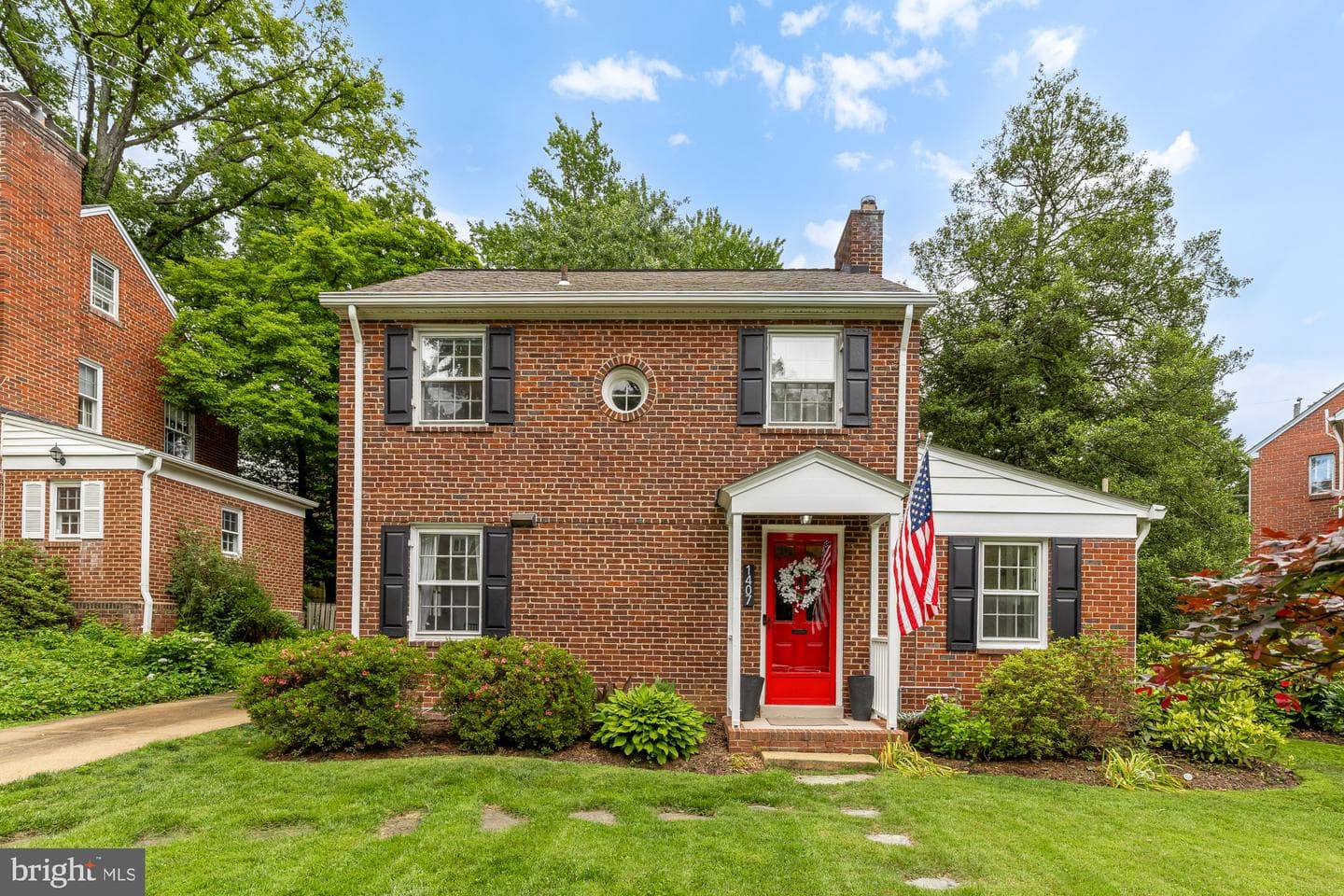 1407 N Inglewood Street photo 2