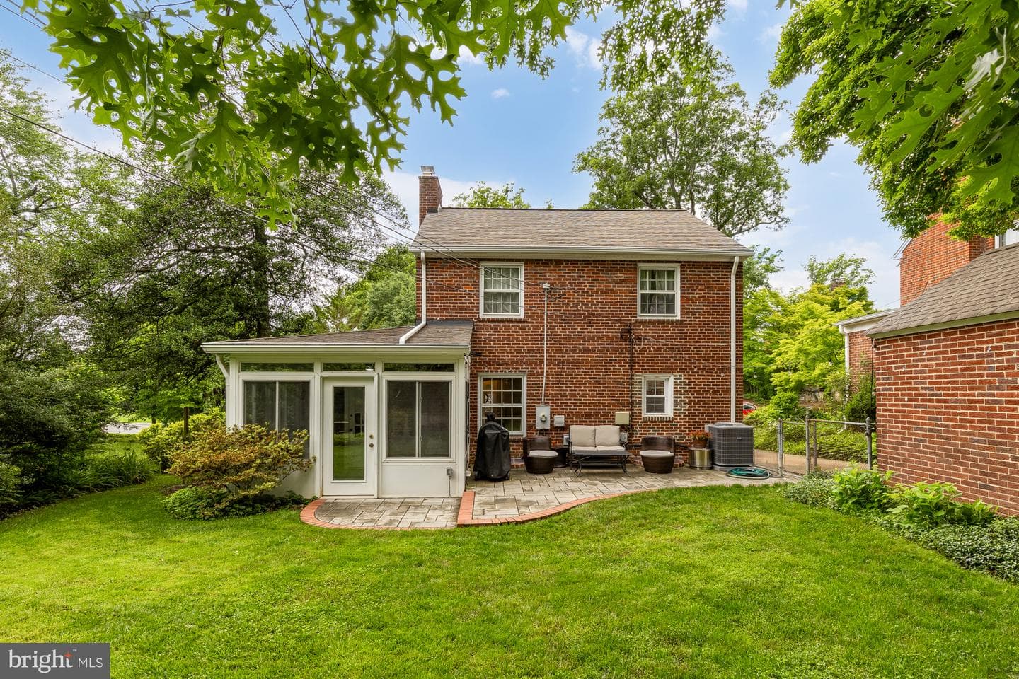 1407 N Inglewood Street photo 45