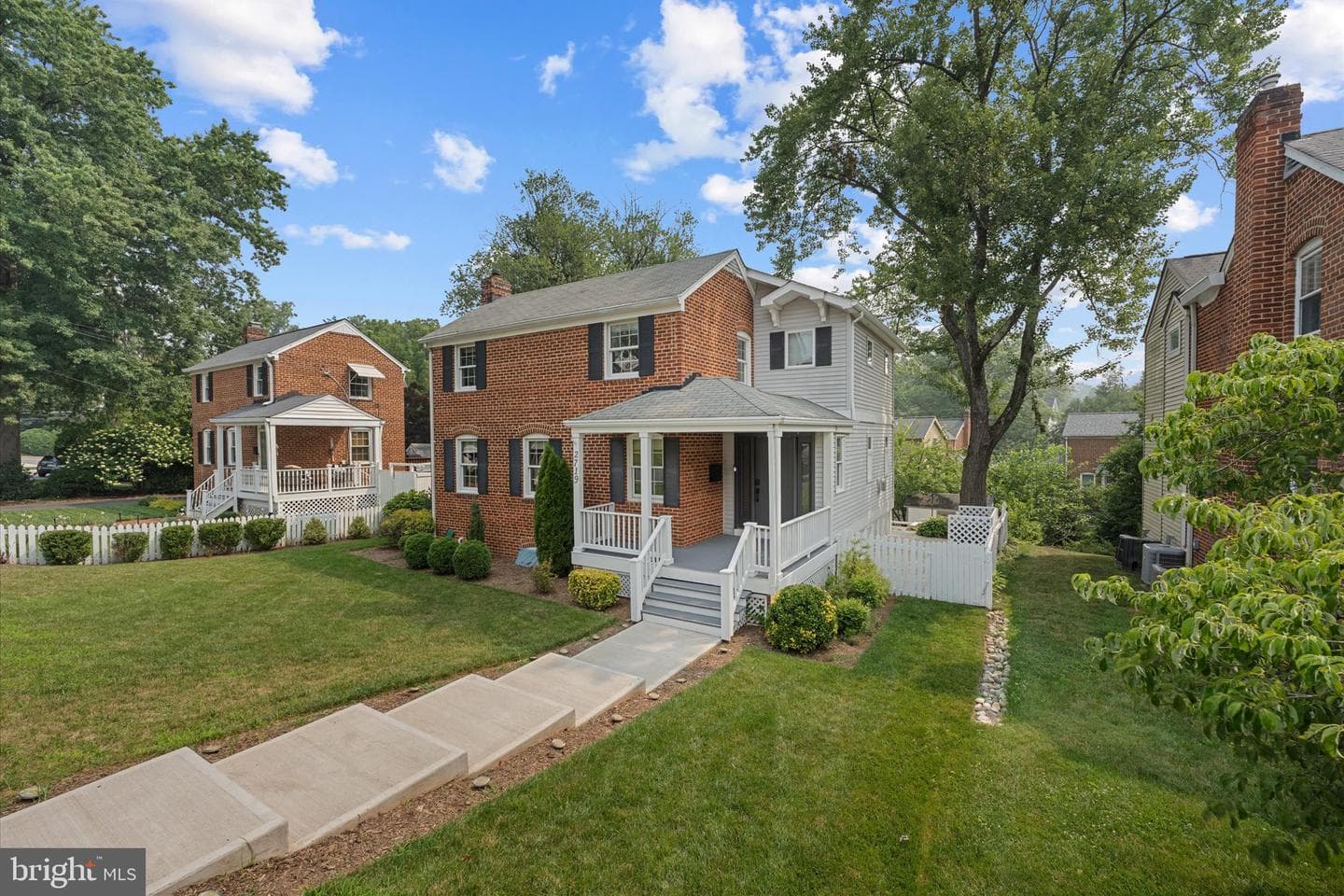 2719 N Edison Street photo 2