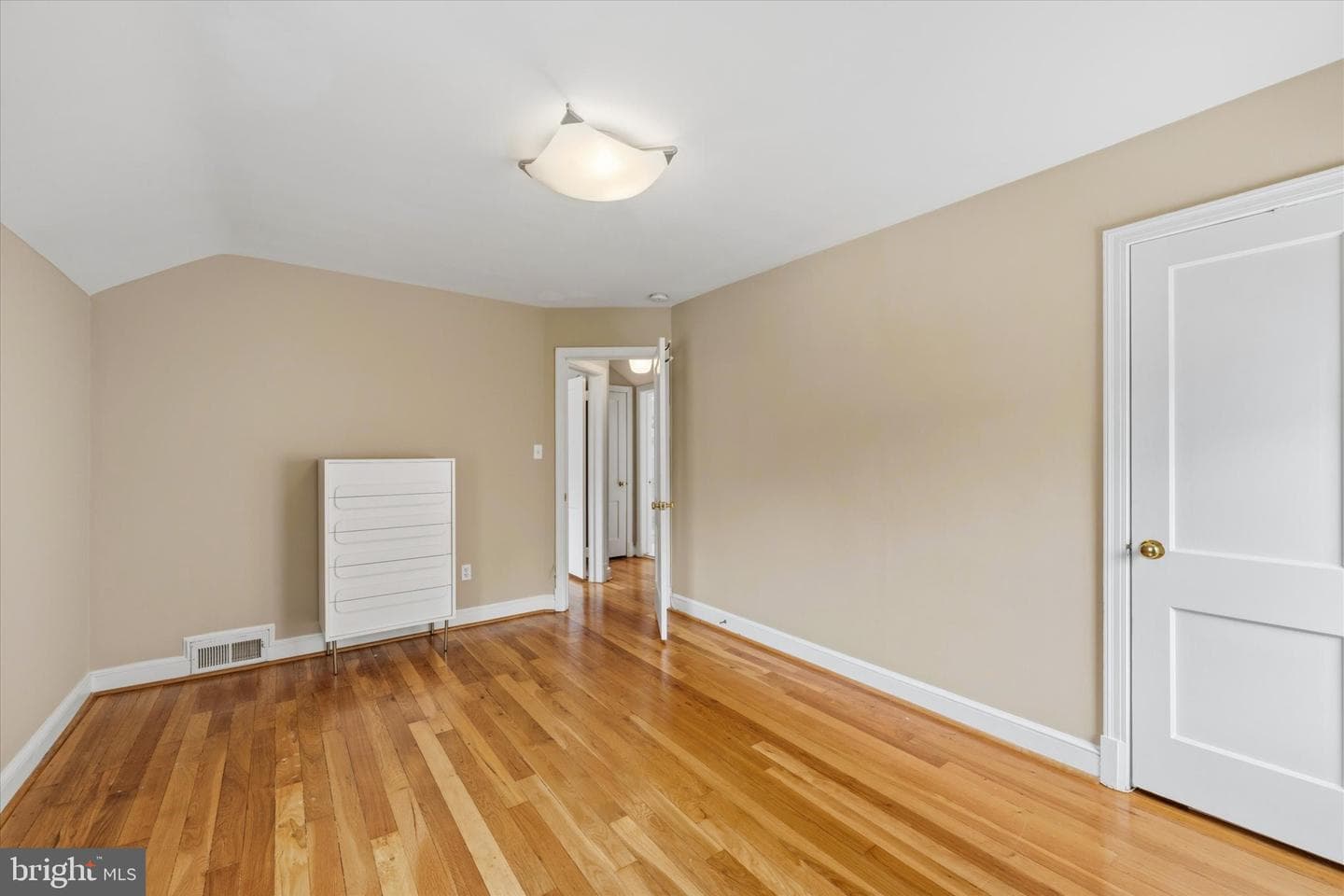 2719 N Edison Street photo 33