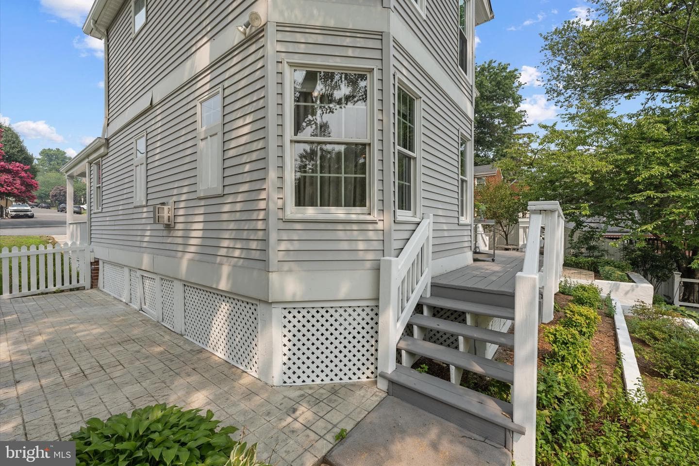 2719 N Edison Street photo 40