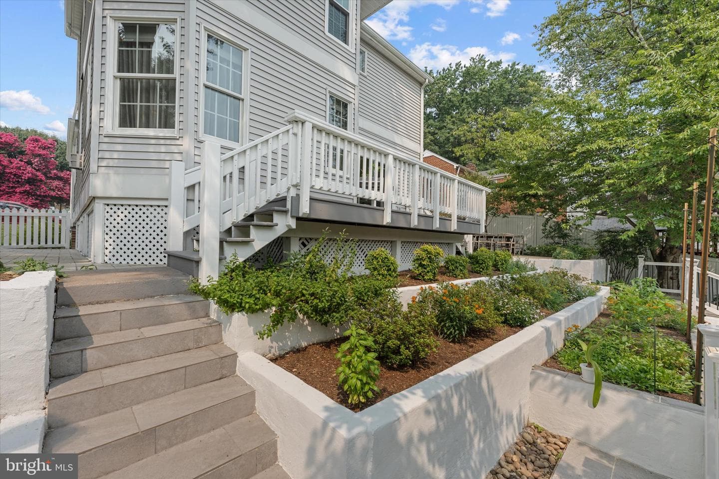 2719 N Edison Street photo 44