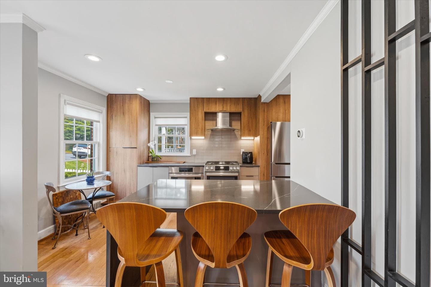 2719 N Edison Street photo 8