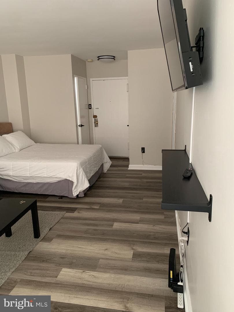1121 Arlington Boulevard #734 photo 6