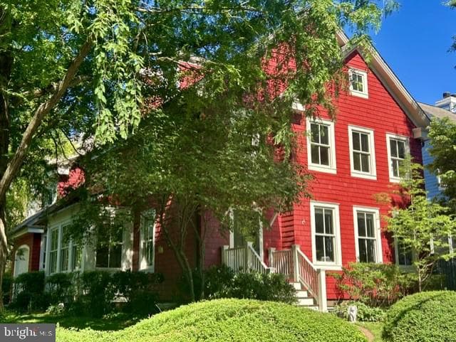 1812 N Randolph Street photo 2