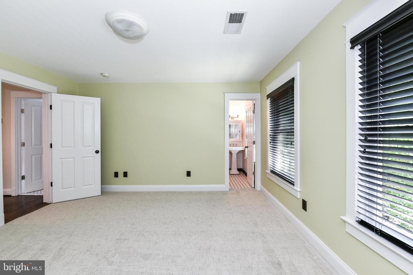 1812 N Randolph Street photo 27