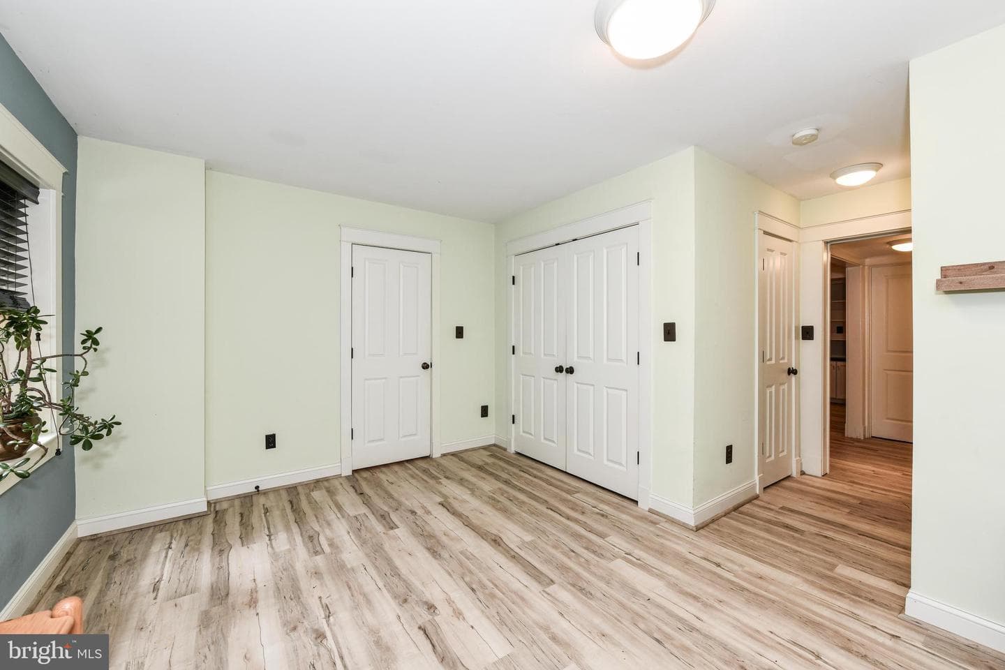 1812 N Randolph Street photo 37
