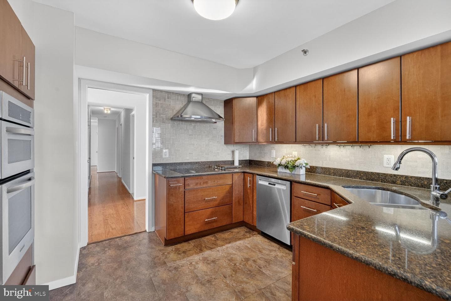 1016 S Wayne St # 910 photo 22