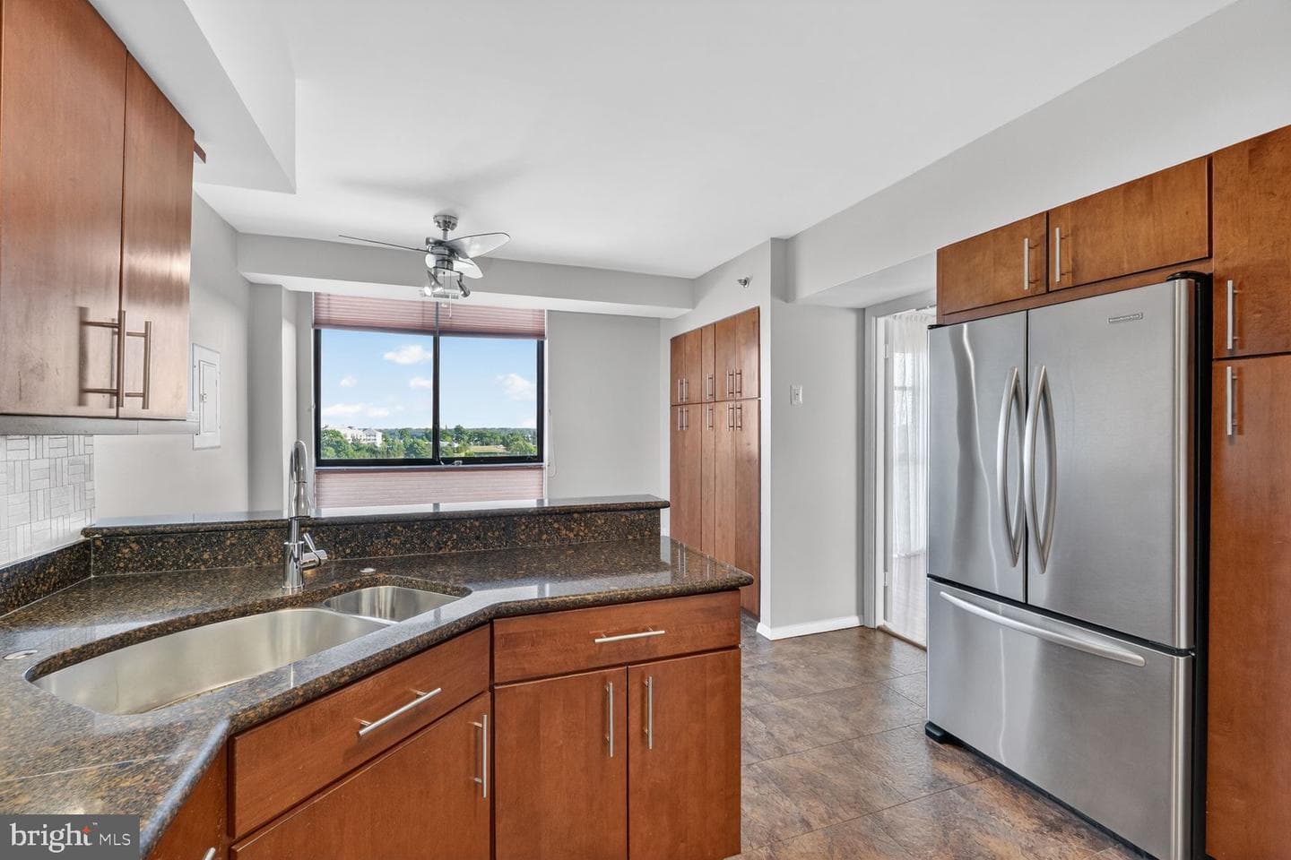 1016 S Wayne St # 910 photo 28