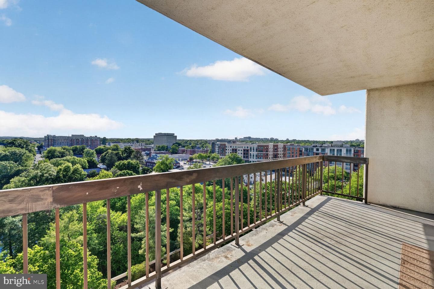 1016 S Wayne St # 910 photo 29