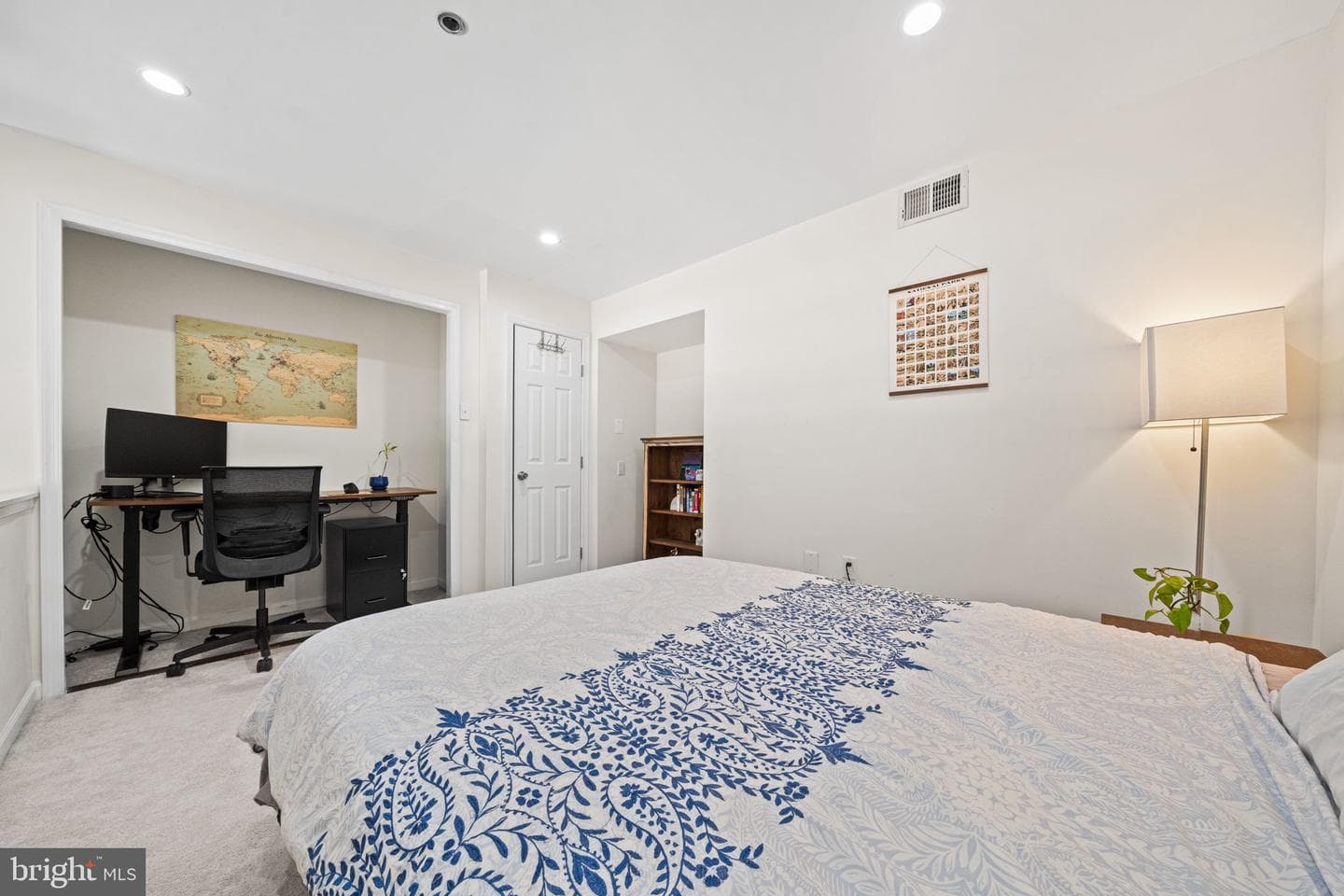 1301 N Courthouse Road #1807 photo 33