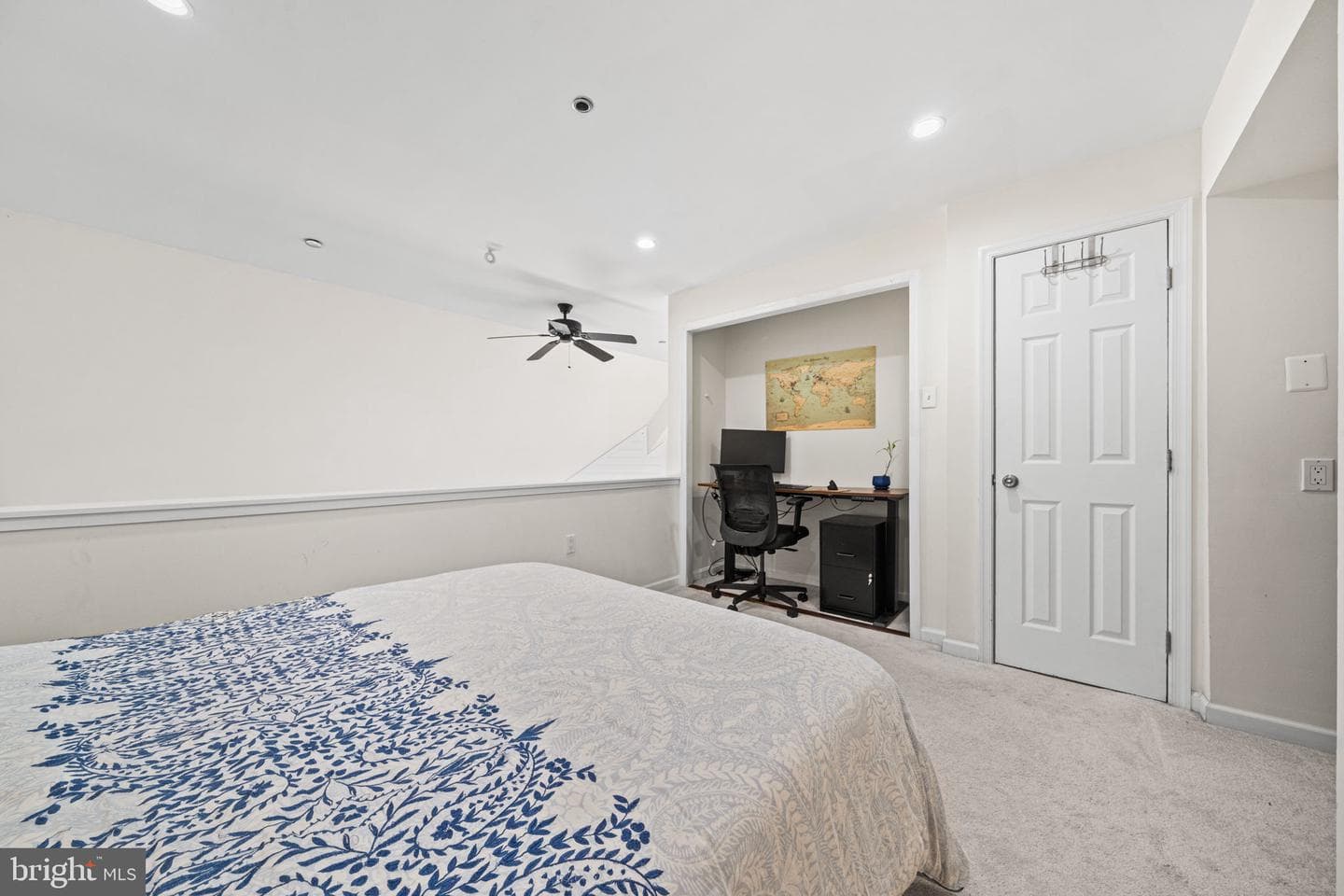 1301 N Courthouse Road #1807 photo 34