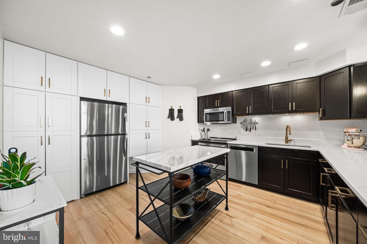 1301 N Courthouse Road #1807 photo 5
