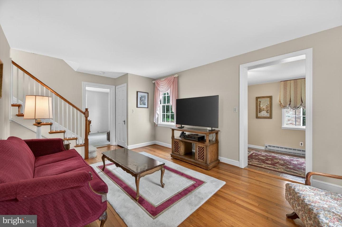 227 N Edison St photo 5