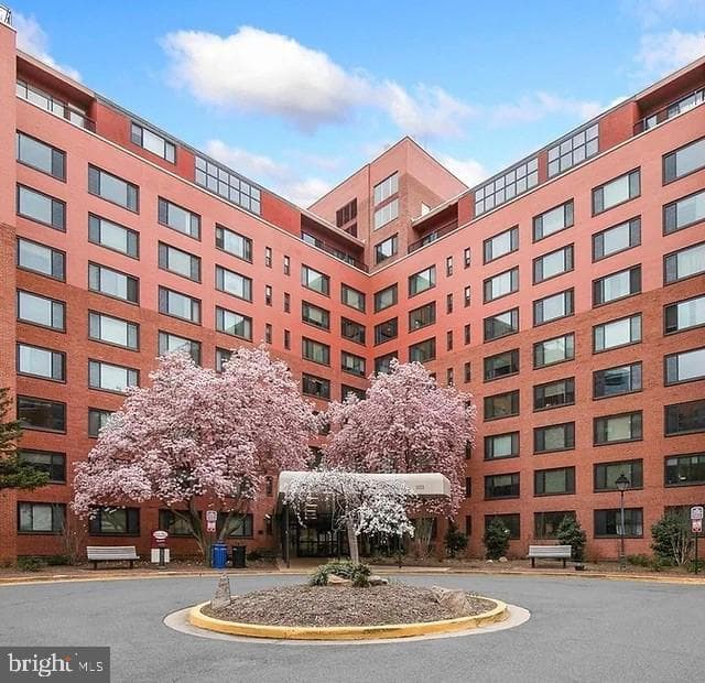 1111 Arlington Boulevard #929, Arlington