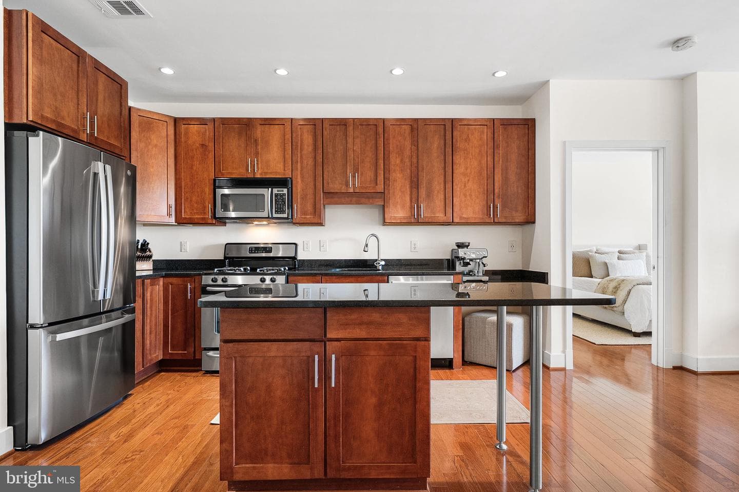 1800 Wilson Boulevard #318 photo 4