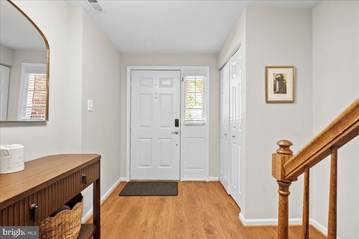 1912 N Daniel Street photo 3