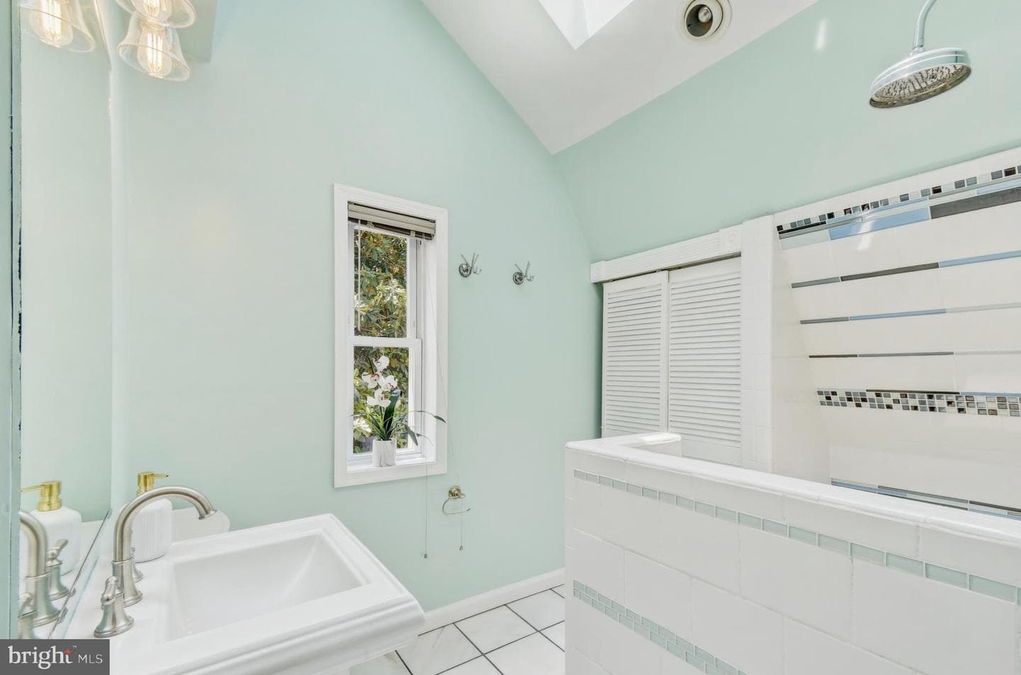 6100 Washington Boulevard photo 28