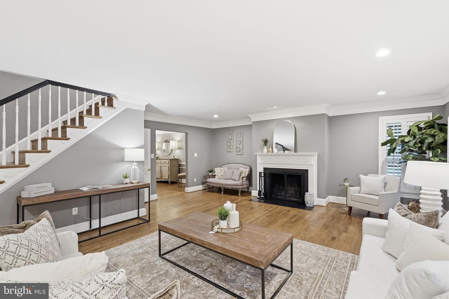 1309 N Lynnbrook Drive photo 6