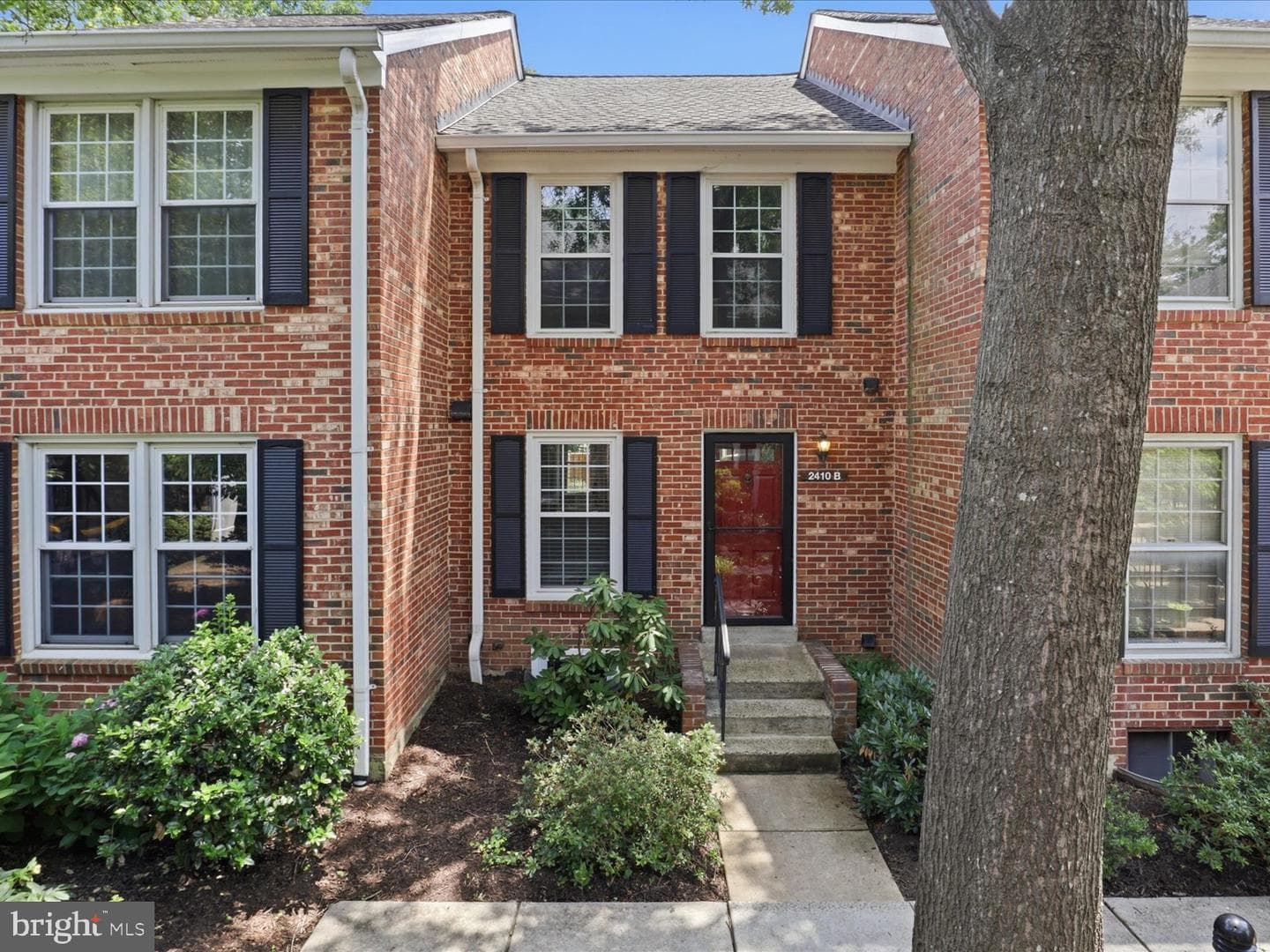 2410 S Walter Reed Drive #2, Arlington