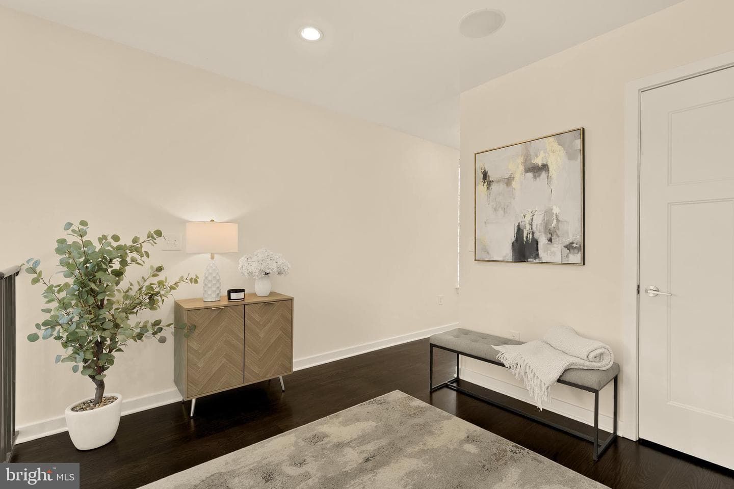 1700 Clarendon Boulevard #152 photo 3