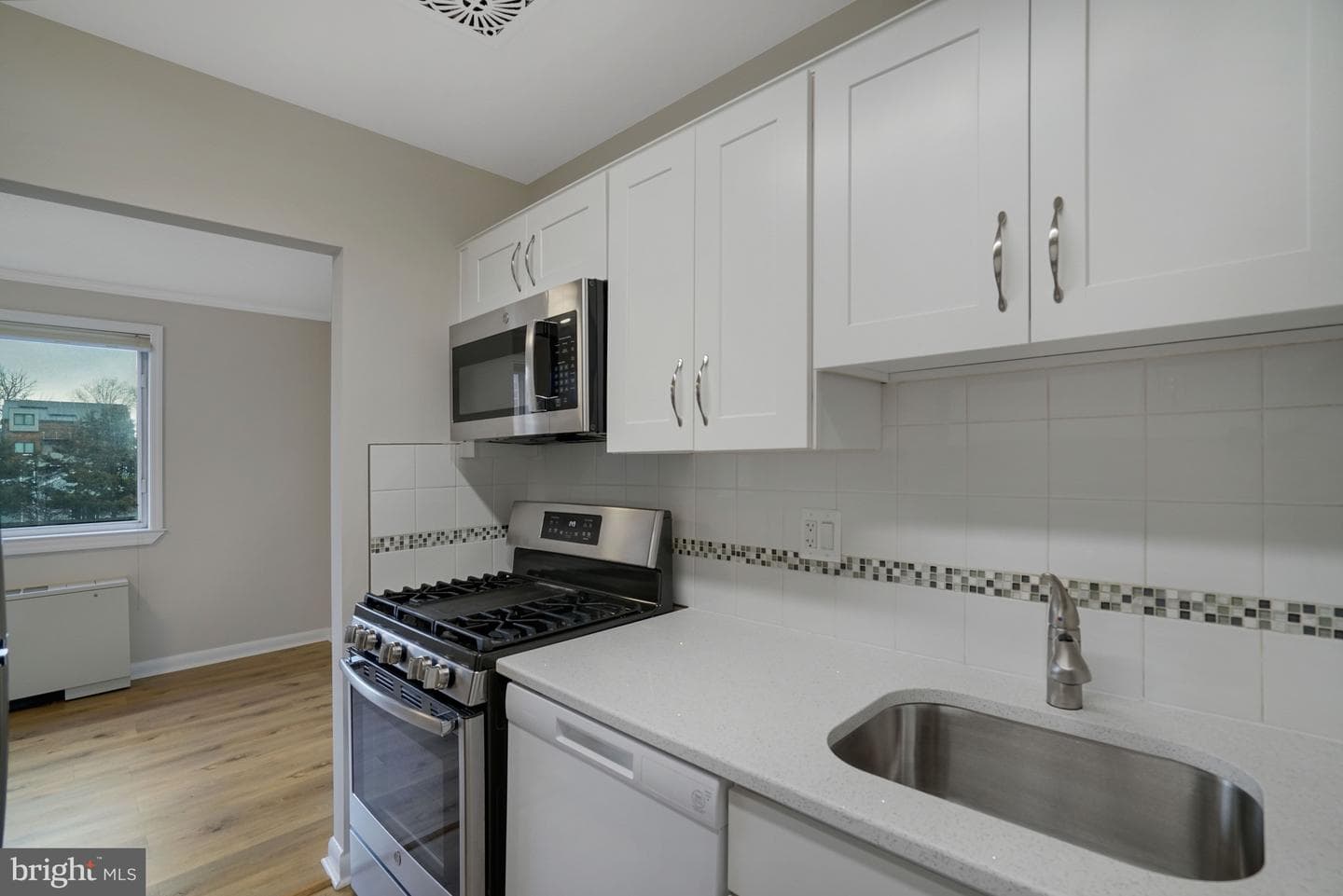 3515 Washington Blvd # 207 photo 1