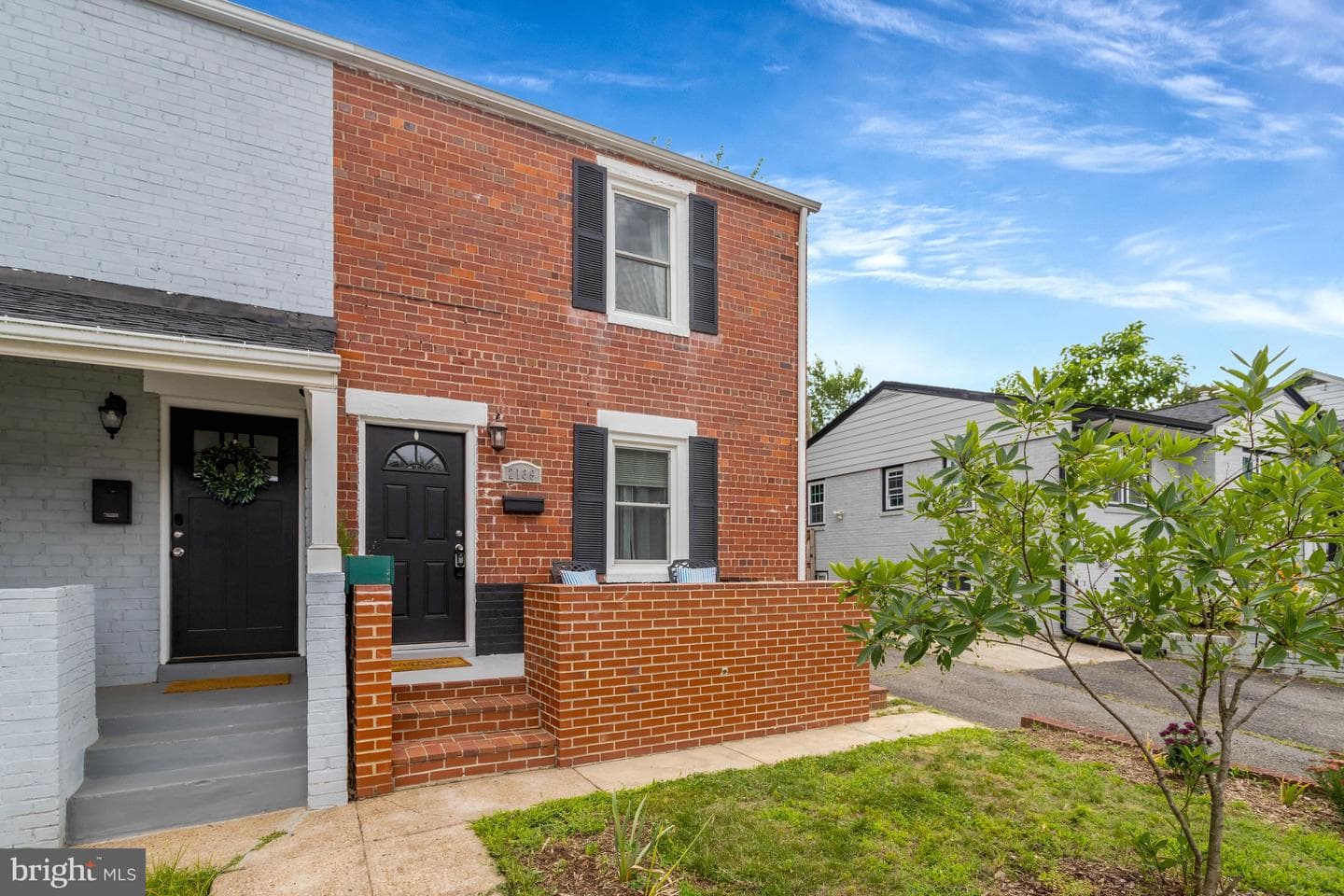 2139 S Oxford St, Arlington