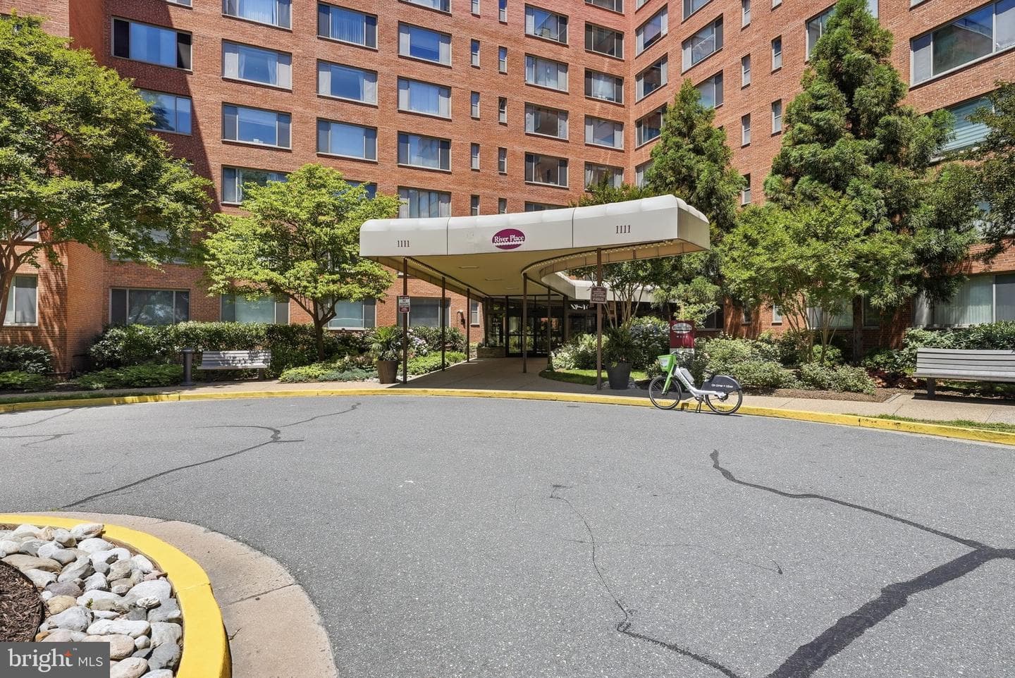 1111 Arlington Boulevard #604, Arlington