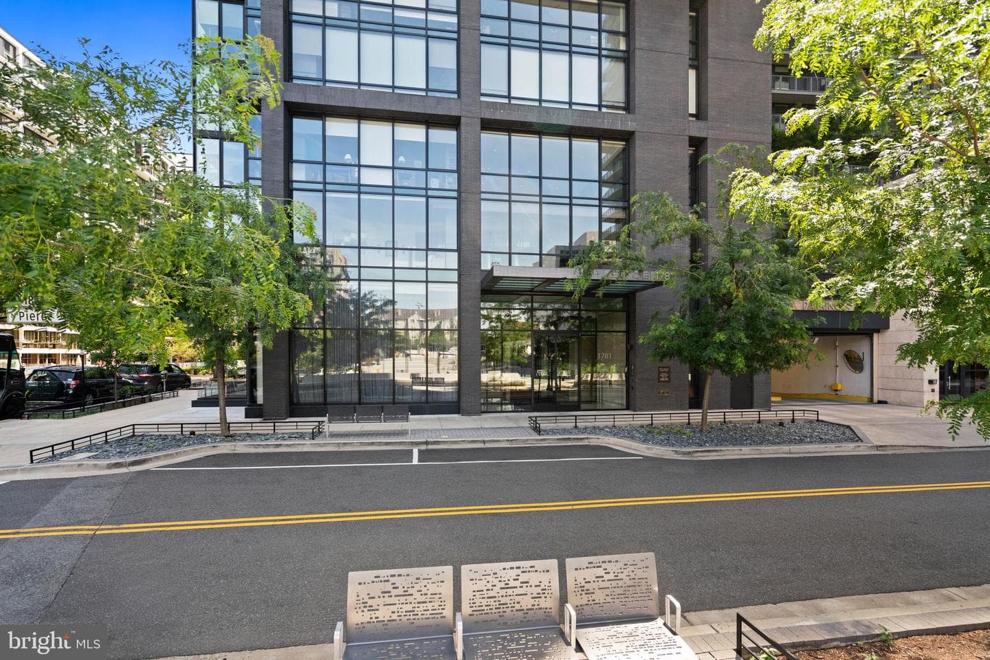 1781 N Pierce Street #501 photo 100