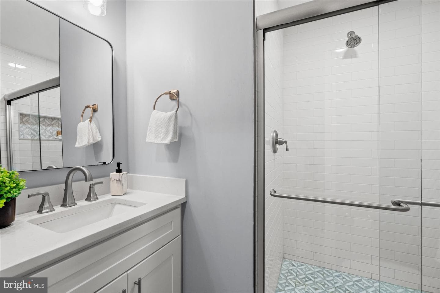 5607 Langston Boulevard photo 17
