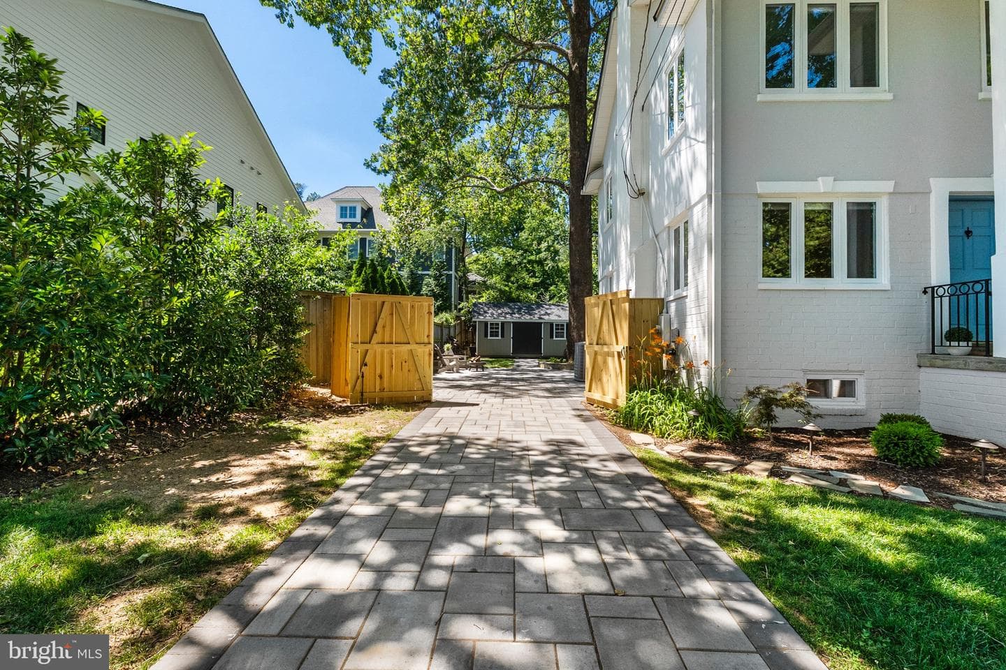 6111 35th Street N, Arlington