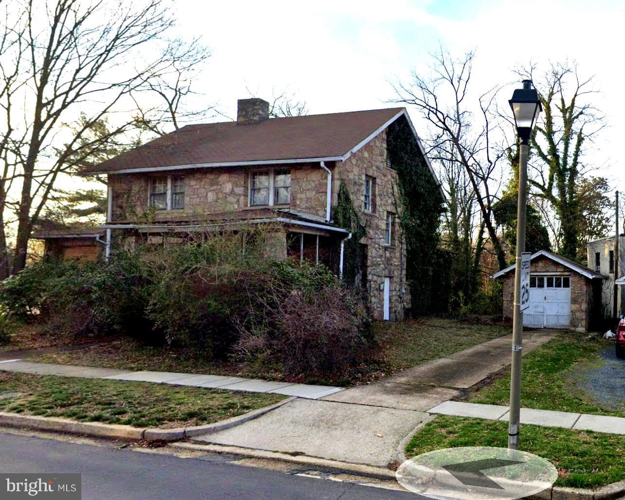 2915 Key Boulevard photo 3