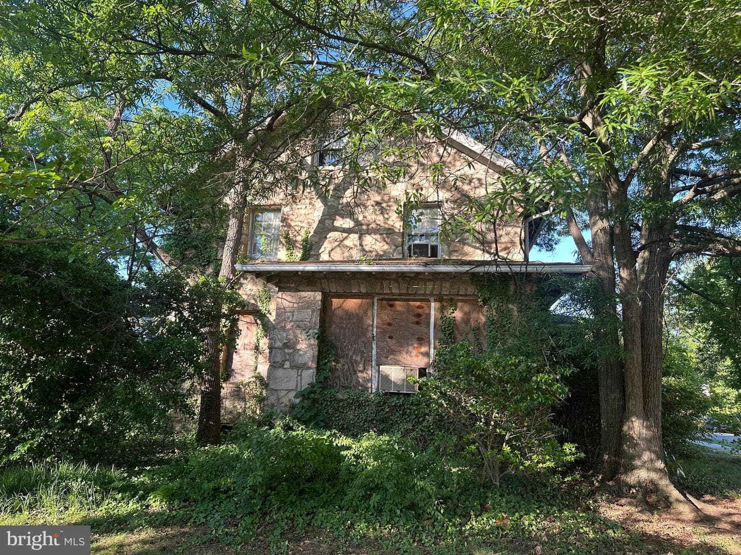 2915 Key Boulevard photo 6