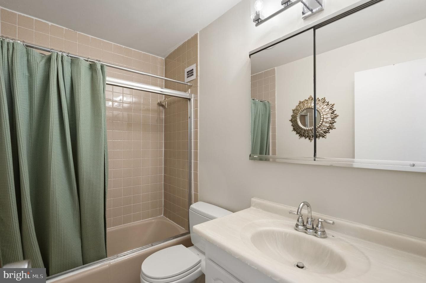 1200 N Nash Street N #531 photo 29