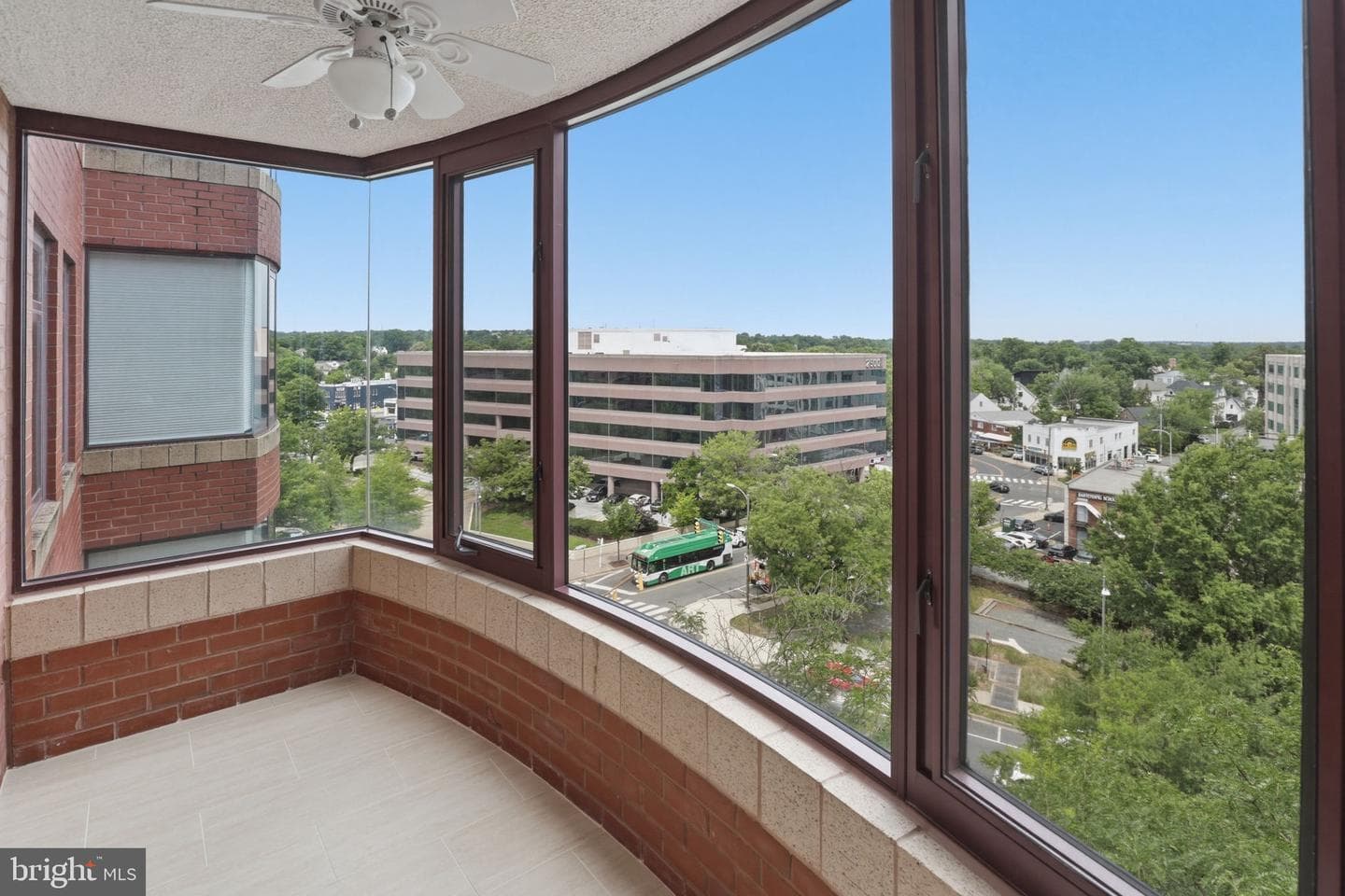 2400 Clarendon Boulevard #815 photo 5