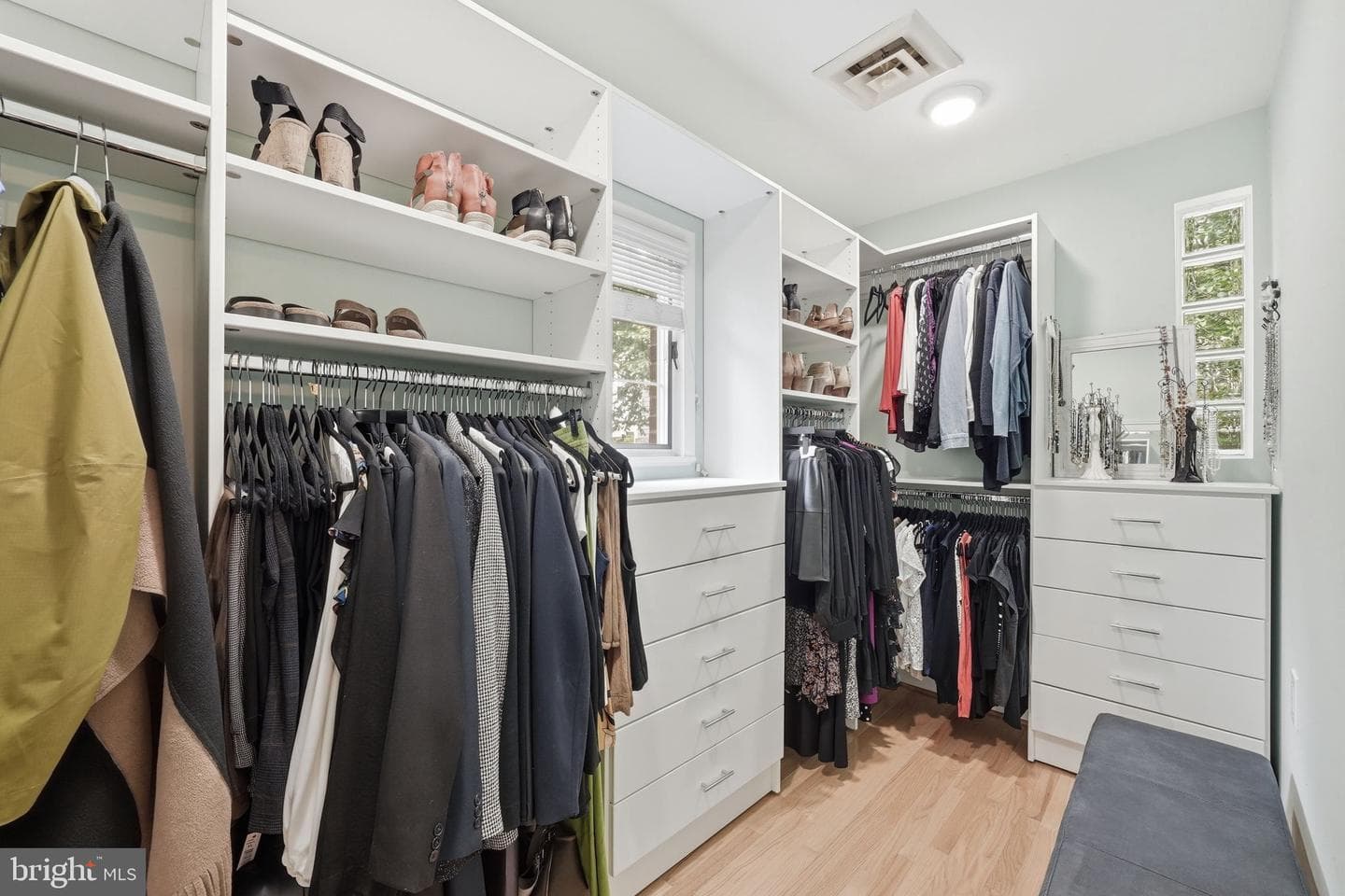 6719 Williamsburg Boulevard photo 24