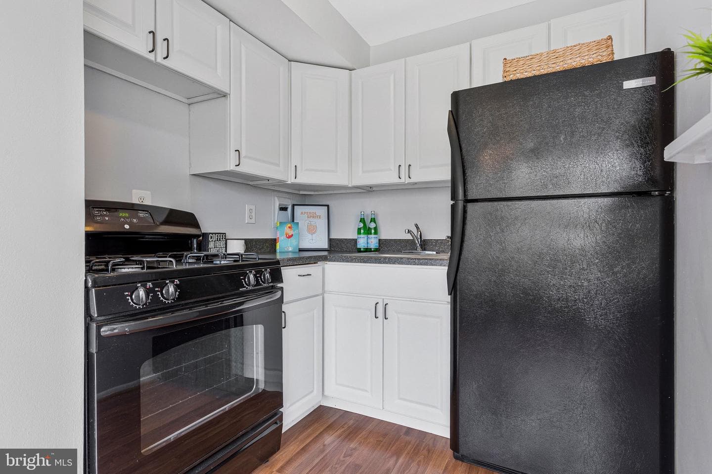 1210 N Taft Street #909 photo 12