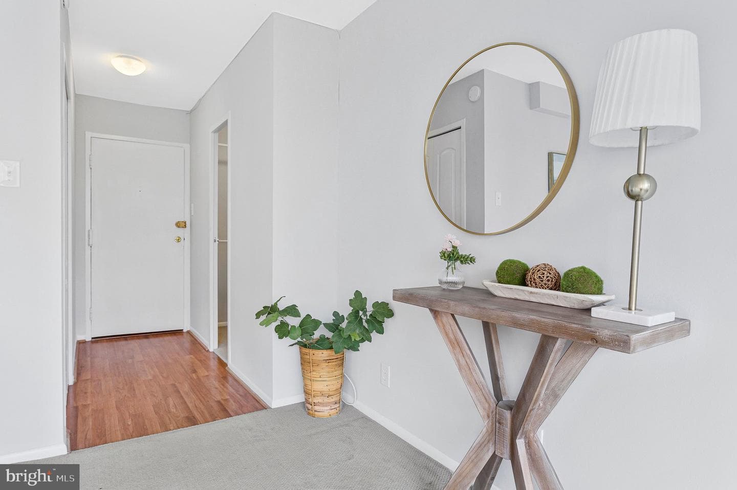 1210 N Taft Street #909 photo 6