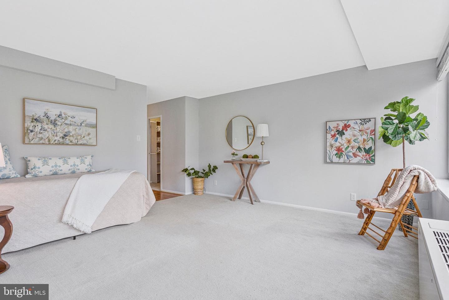 1210 N Taft Street #909 photo 9