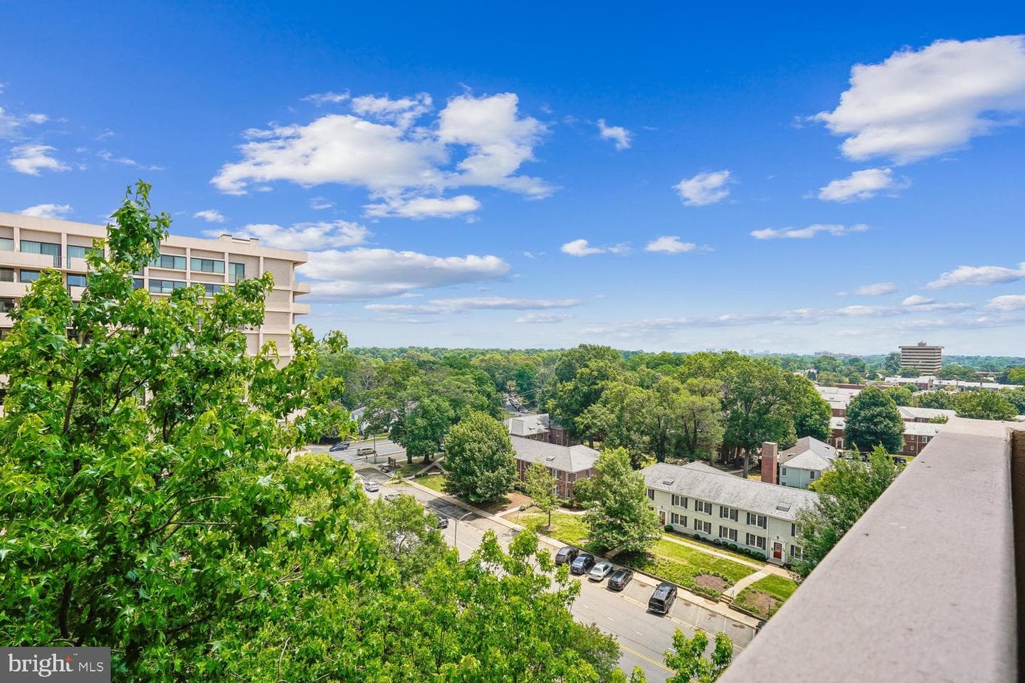 4141 N Henderson Road #904 photo 10